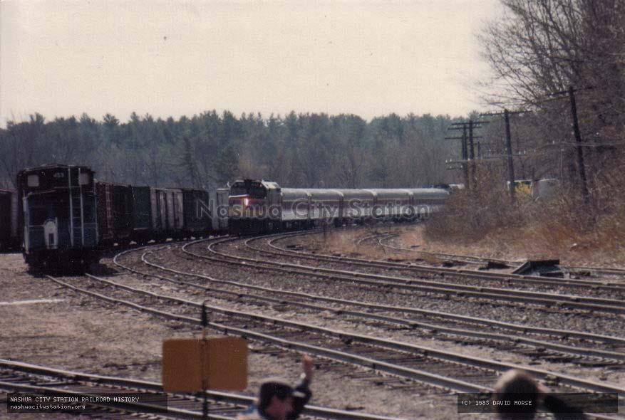 Image: A Railroad Enthusiasts trip from Boston arrives in the Nashua Yard